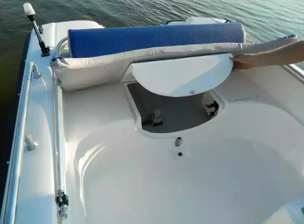 Стеклопластиковый катер Wyatboat-430 M (тримаран) в Сызрани