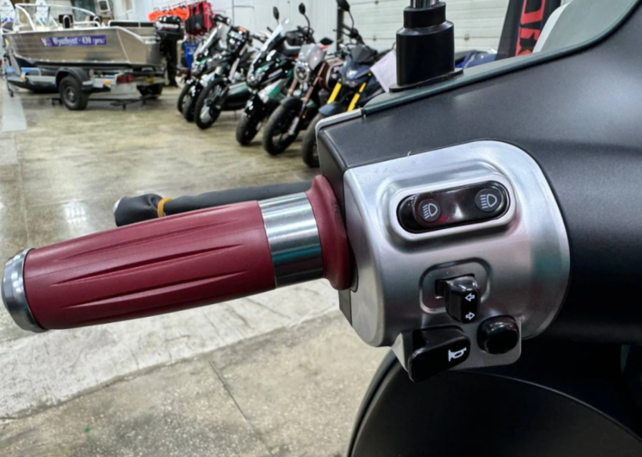 Скутер PROMAX Miami 240 (49) в Сызрани