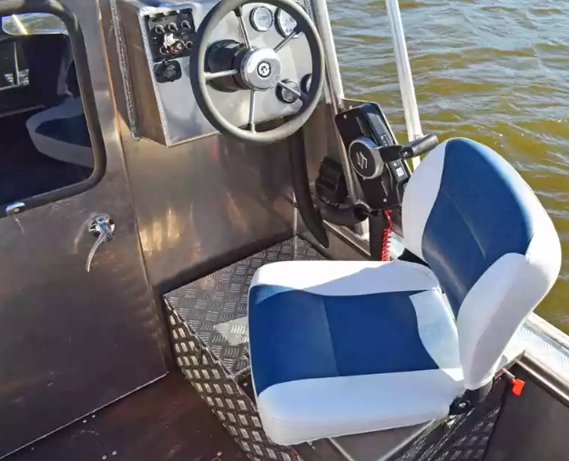 Алюминиевый катер Неман 550 с каютой в Сызрани