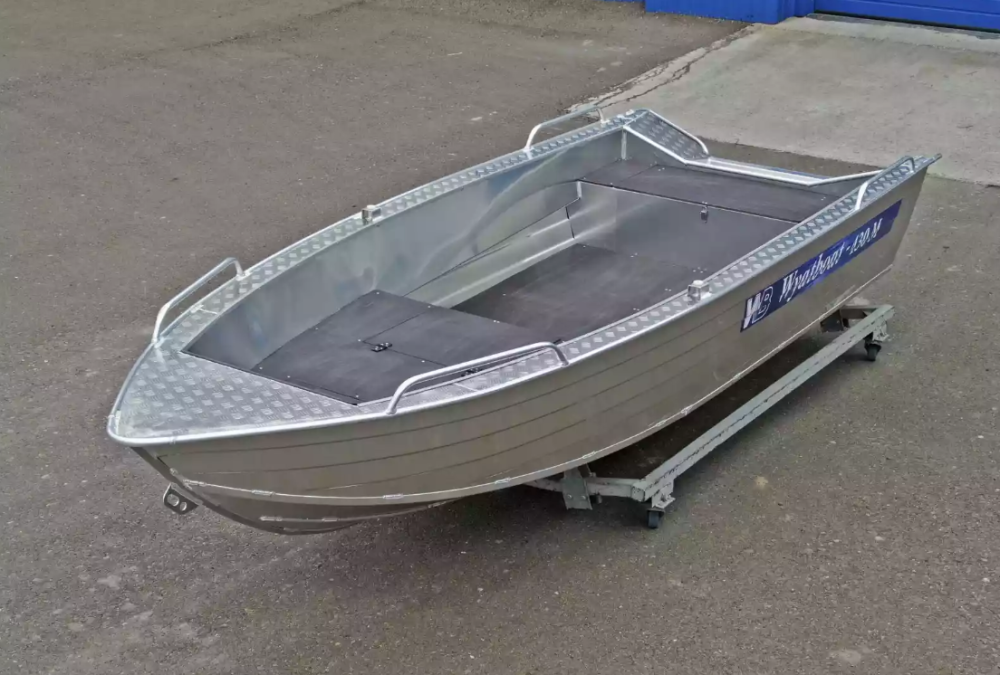 Алюминиевая лодка  Wyatboat-430М FISH в Сызрани