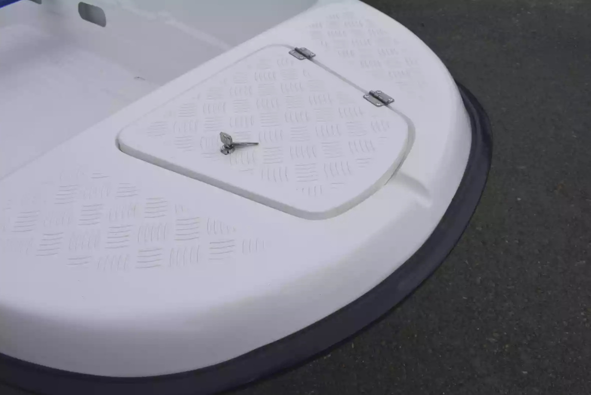 Стеклопластиковая лодка Пингвин New (тримаран) в Сызрани