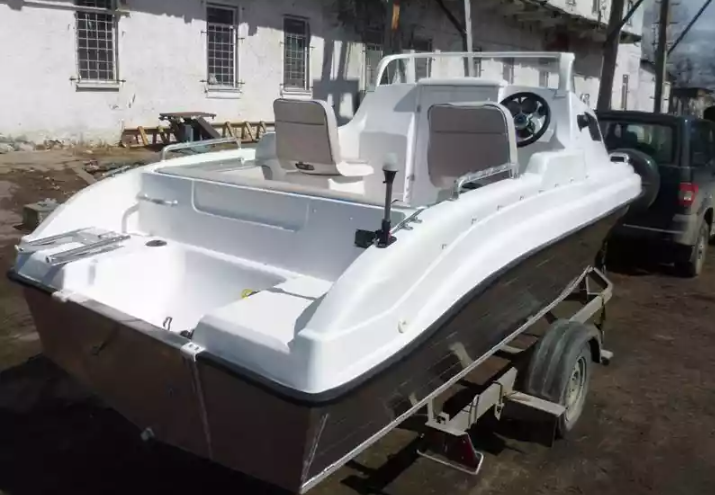 Комбинированный катер Neman-500 с каютой в Сызрани