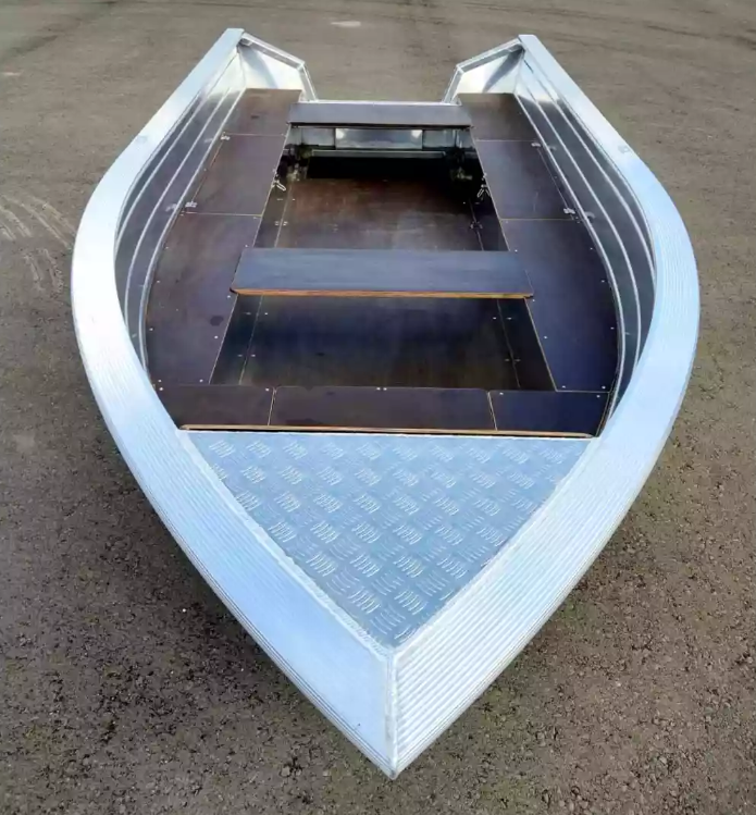 Алюминиевая лодка Неман-400 в Сызрани