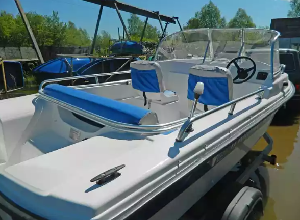 Стеклопластиковый катер Wyatboat-430 M (тримаран) в Сызрани