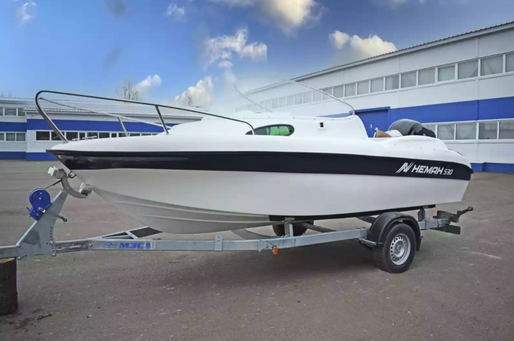 Стеклопластиковый катер Neman-530 с каютой в Сызрани