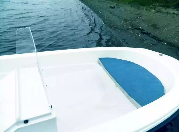 Стеклопластиковый катер Тримаран Wyatboat 430 C в Сызрани