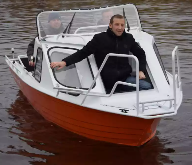 Алюминиевый катер Неман-500 (каютный) в Сызрани