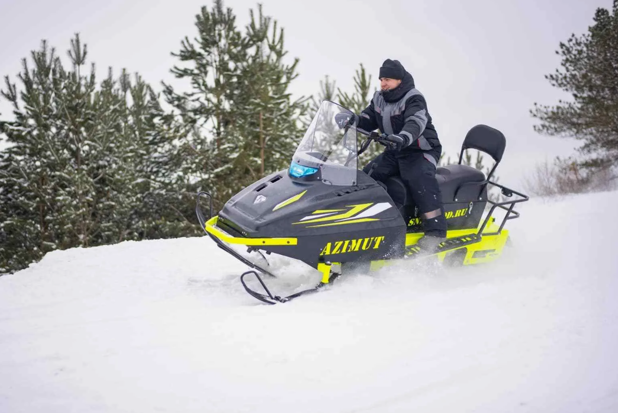 Миниснегоход Бурлак Азимут 20 л.с. , эл.запуск, реверс, тормоз гидравл, капот черный в Сызрани