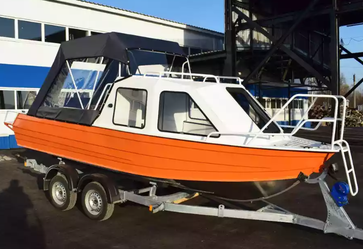 Алюминиевый катер Неман-500 (каютный) в Сызрани