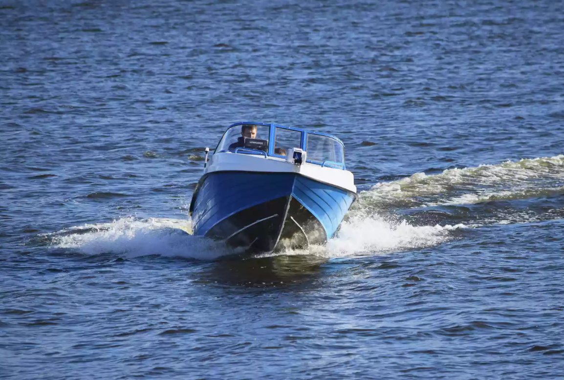 Комбинированный катер Neman-450 Open в Сызрани