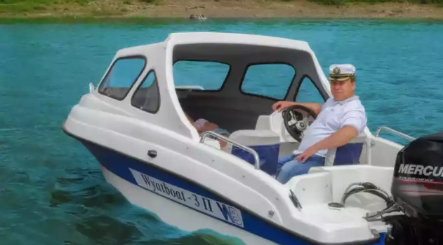 Стеклопластиковый катер Wyatboat-3 П (полурубка) в Сызрани