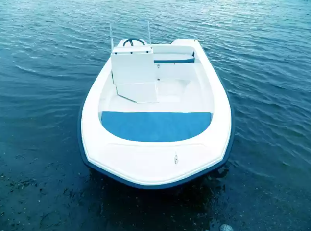 Стеклопластиковый катер Тримаран Wyatboat 430 C в Сызрани