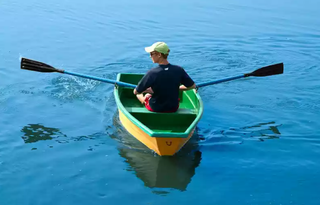 Стеклопластиковая лодка Малютка в Сызрани