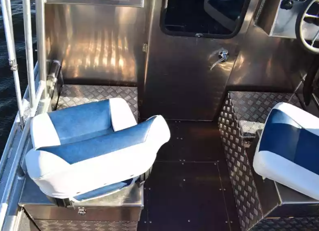 Алюминиевый катер Неман 550 с каютой в Сызрани