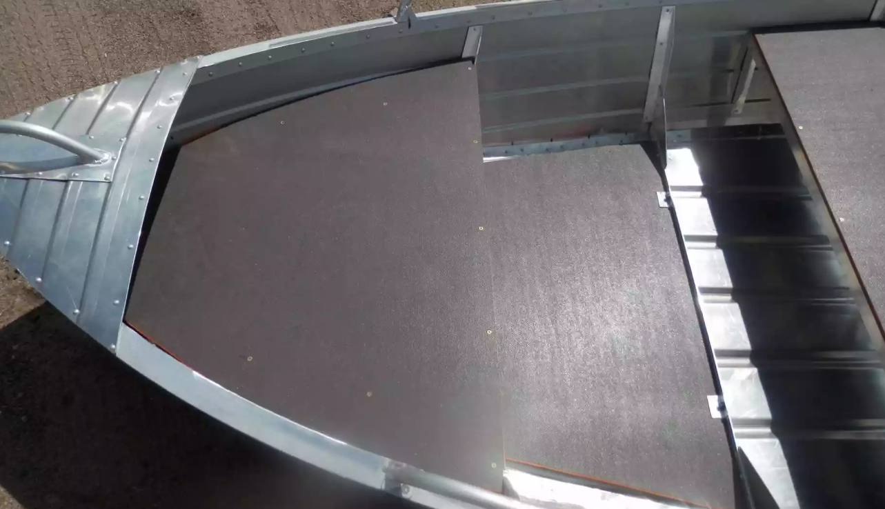 Алюминиевая лодка Вятка-Профи 32 в Сызрани