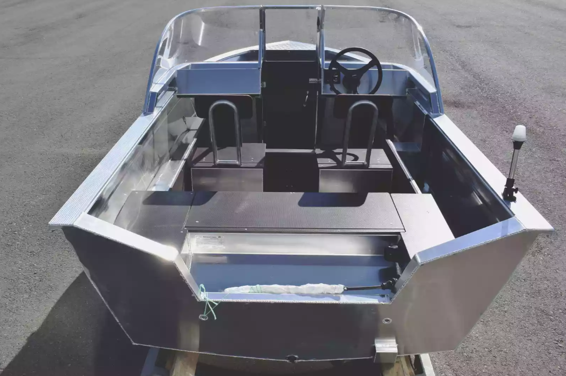 Алюминиевая лодка  Неман-400 DCM в Сызрани