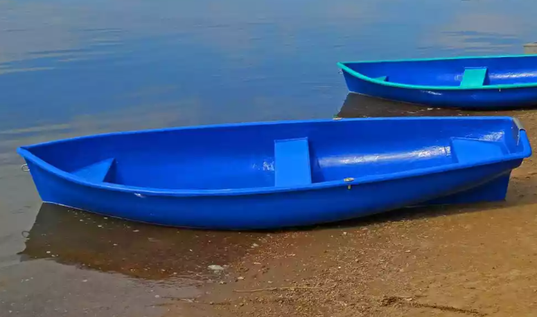 Стеклопластиковая лодка Омуль в Сызрани