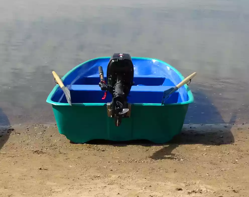 Стеклопластиковая лодка Старт (тримаран) в Сызрани