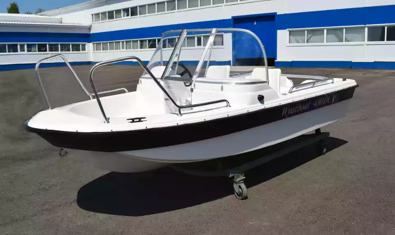Стеклопластиковый катер Wyatboat-430 DC (тримаран) в Сызрани