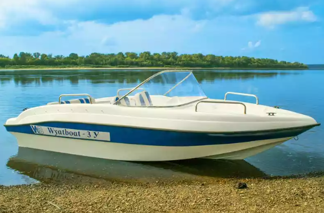 Стеклопластиковый катер Wyatboat-3 У в Сызрани