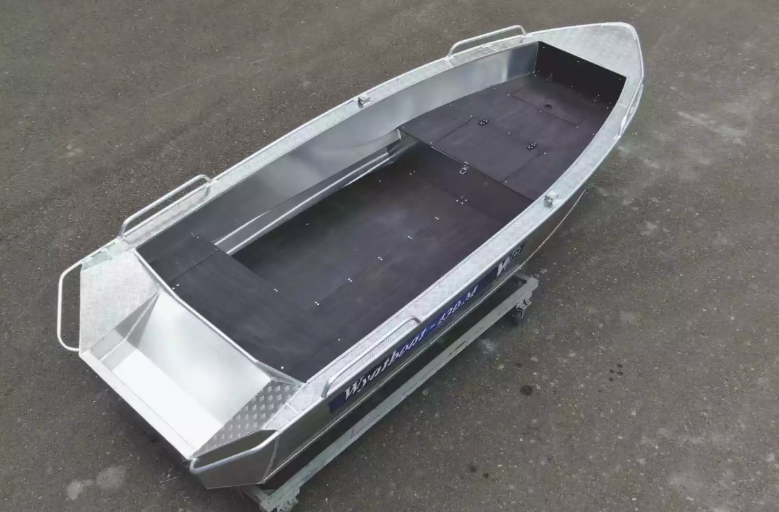 Алюминиевая лодка  Wyatboat-430М FISH в Сызрани