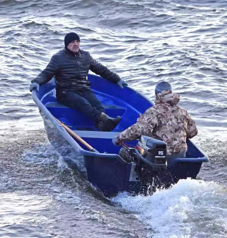 Стеклопластиковая лодка Neman-340 (тримаран) в Сызрани