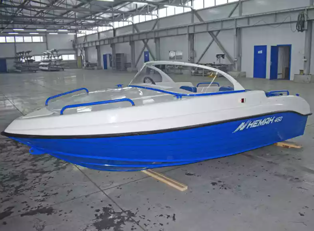 Комбинированный катер Neman-450 в Сызрани