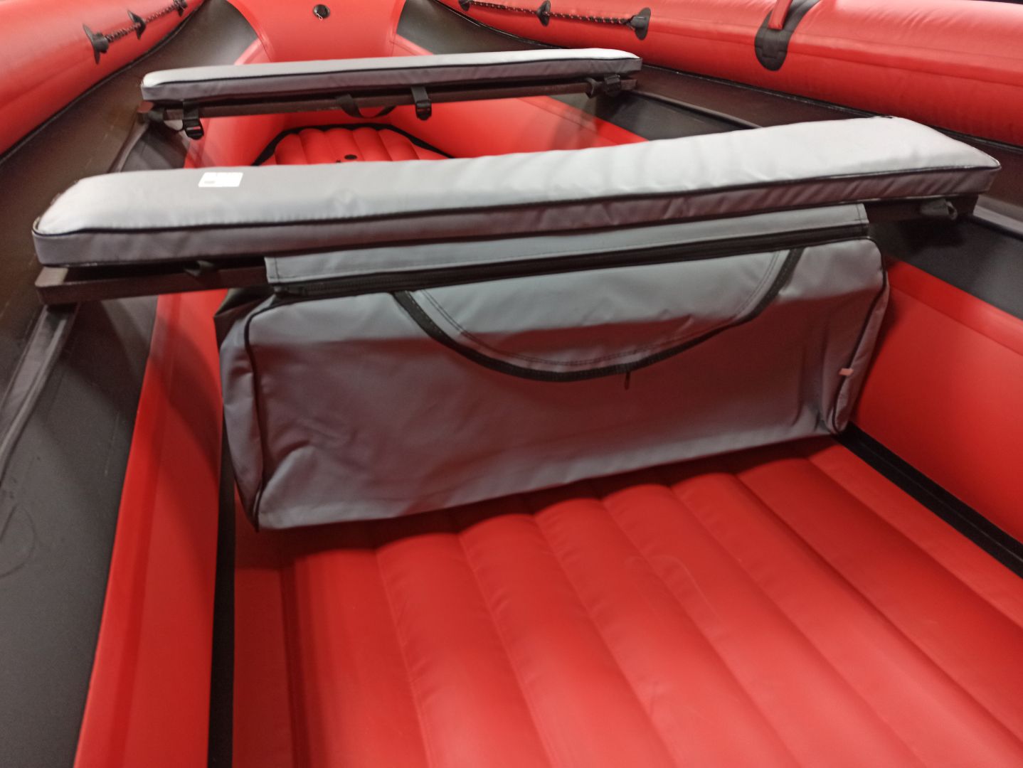 КОМПЛЕКТ МЯГКИХ НАКЛАДОК С СУМКОЙ ДЛЯ ЛОДОК 110Х20 СЕРЫЙ в Сызрани