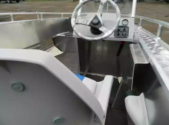 Алюминиевый катер Wyatboat-490 C в Сызрани
