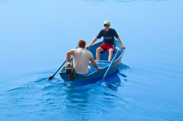 Стеклопластиковая лодка Омуль в Сызрани