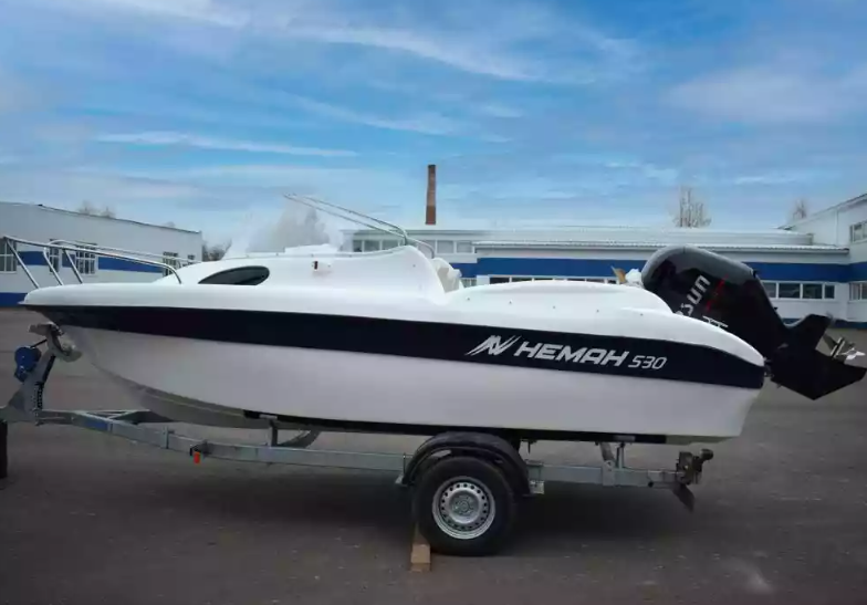 Стеклопластиковый катер Neman-530 с каютой в Сызрани