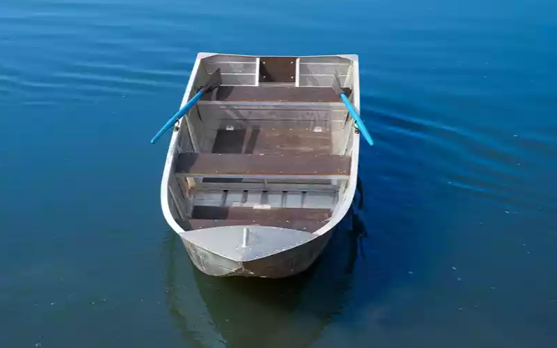 Алюминиевая лодка Вятка-Профи 37 в Сызрани