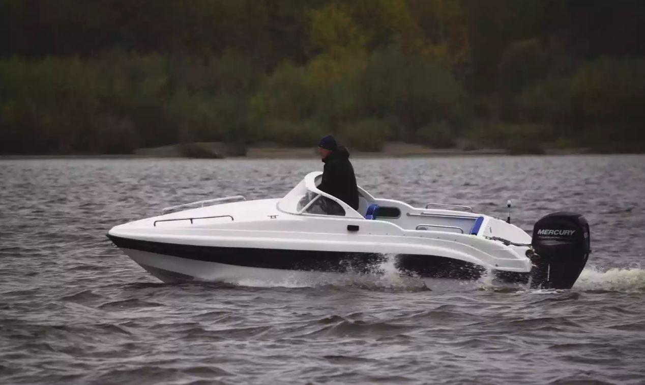 Стеклопластиковый катер Neman-500 Р в Сызрани