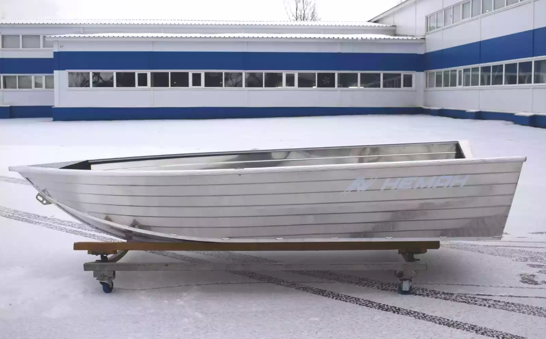 Алюминиевая лодка Неман-400 в Сызрани