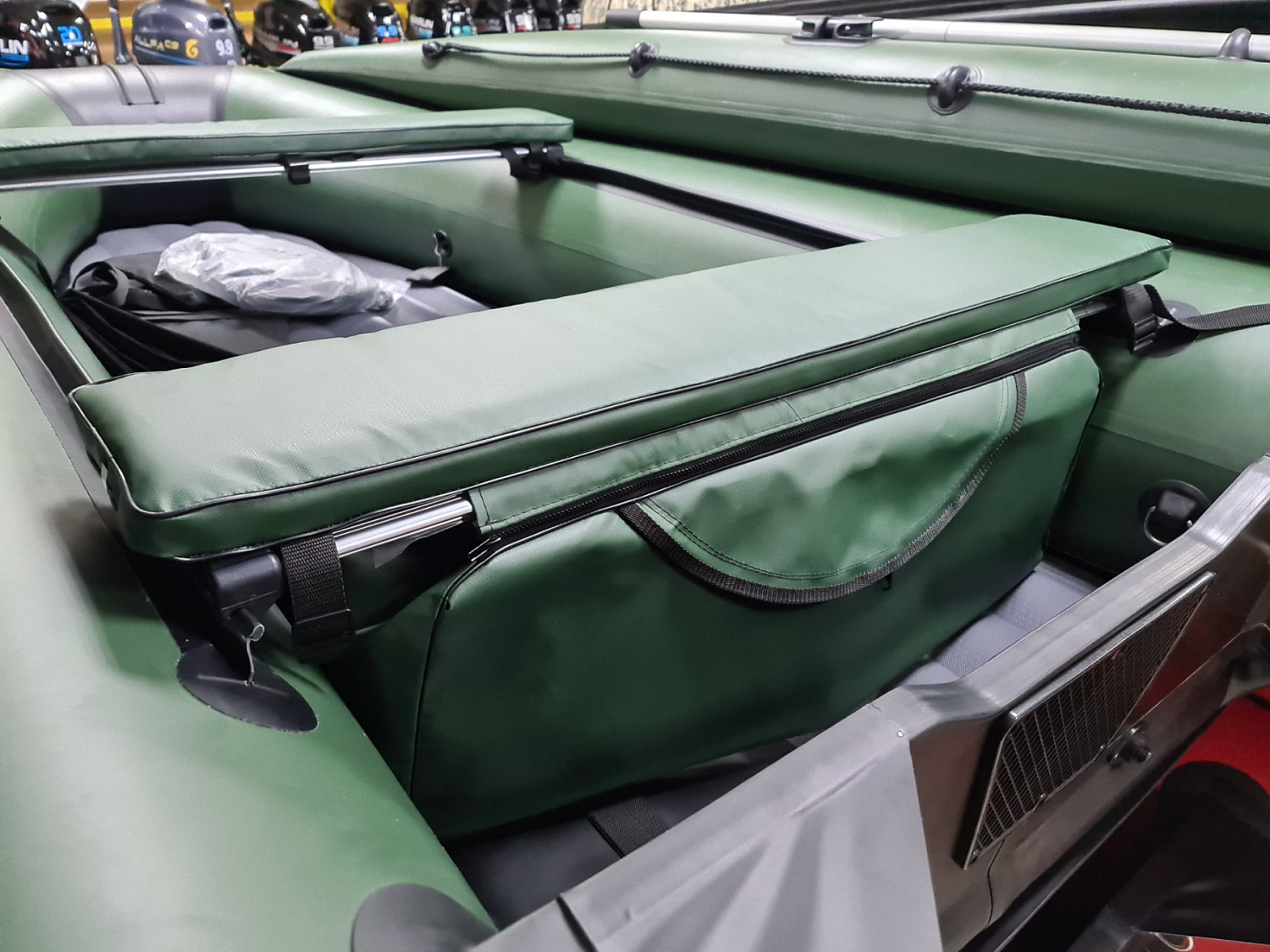 КОМПЛЕКТ МЯГКИХ НАКЛАДОК С СУМКОЙ ДЛЯ ЛОДОК 90Х20 ЗЕЛЕНЫЙ в Сызрани