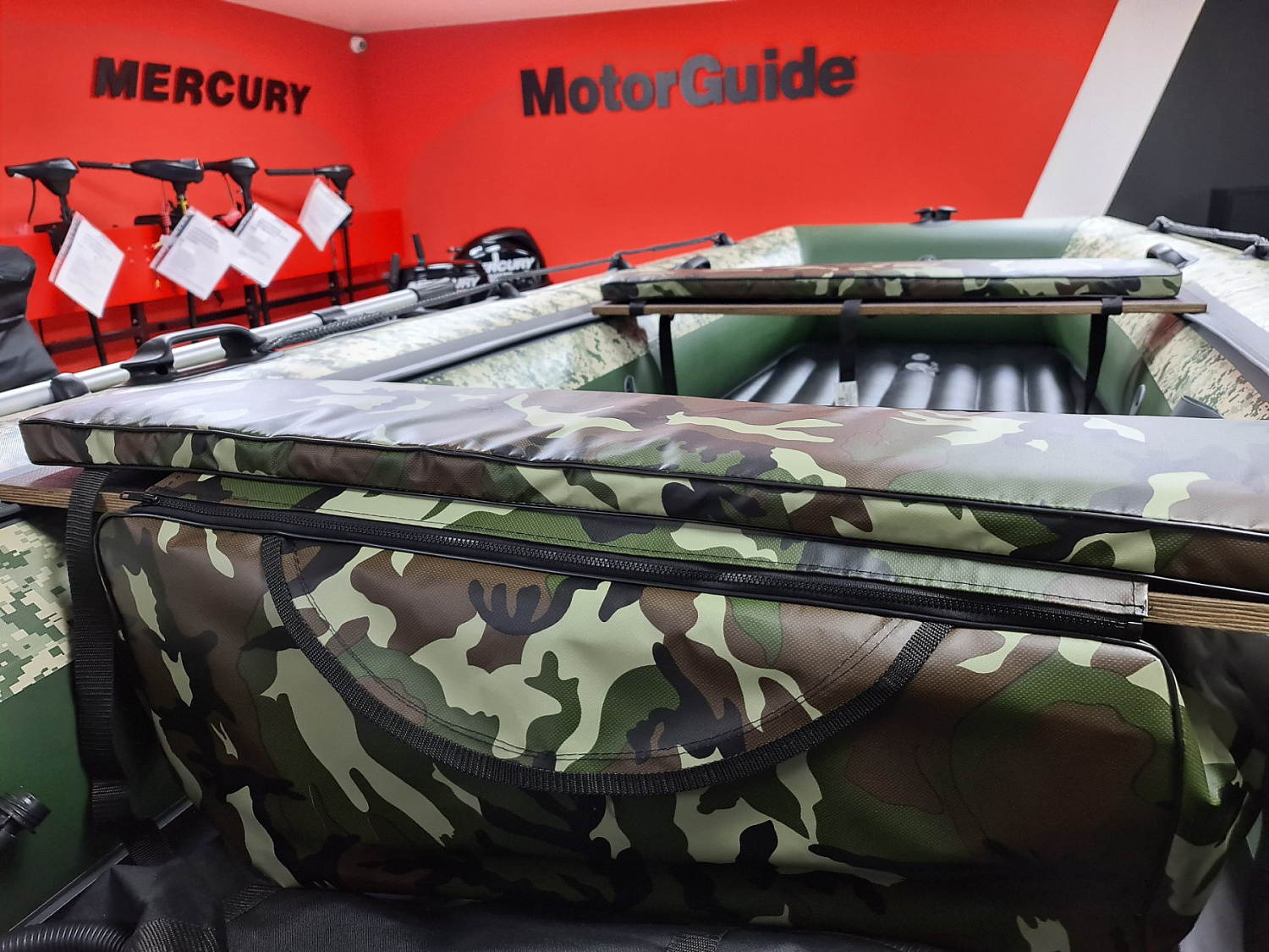 КОМПЛЕКТ МЯГКИХ НАКЛАДОК С СУМКОЙ ДЛЯ ЛОДОК 105Х20 КАМУФЛЯЖ в Сызрани