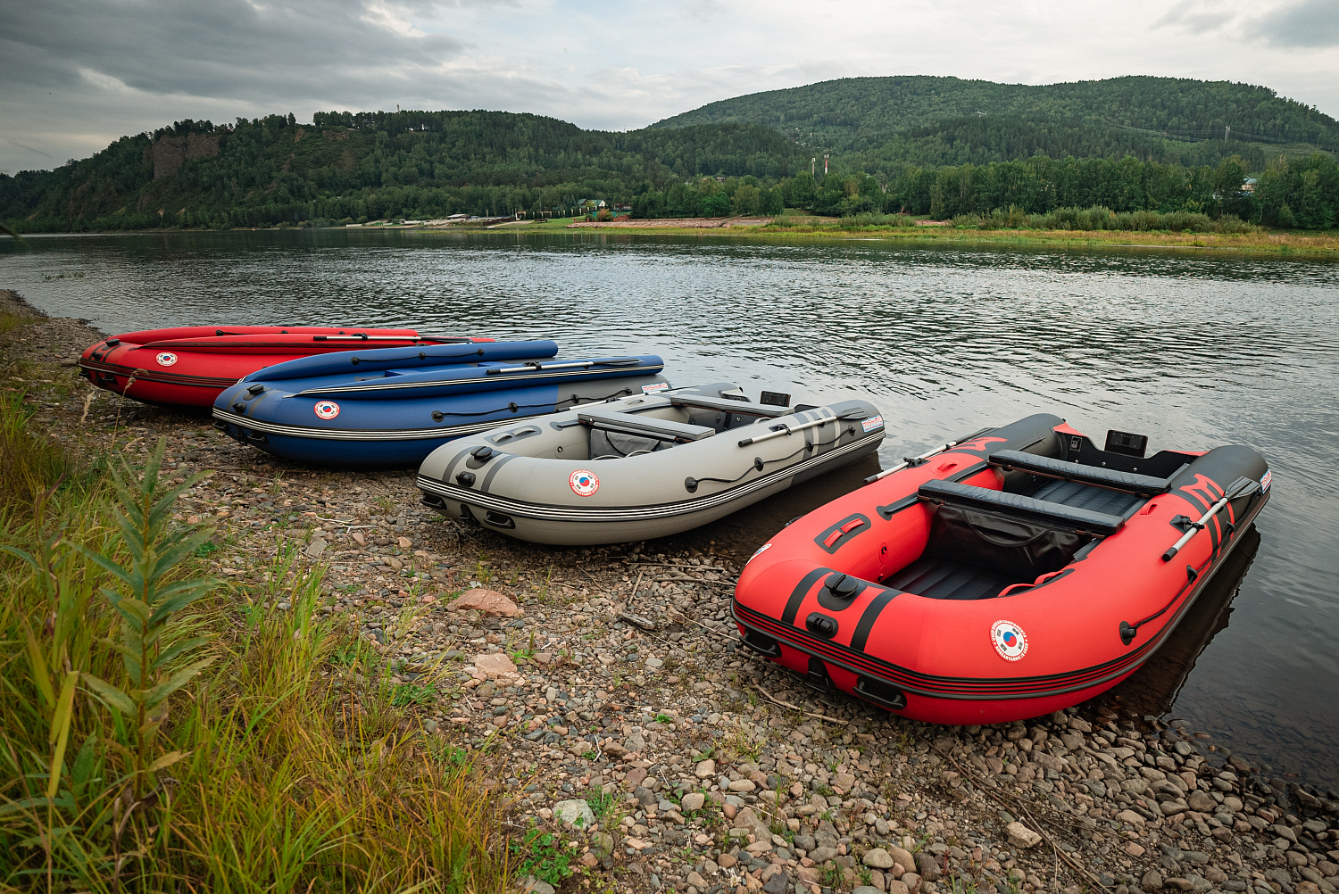 Лодка MISHIMO RIVER FJET PRO 410  под водомет в Сызрани