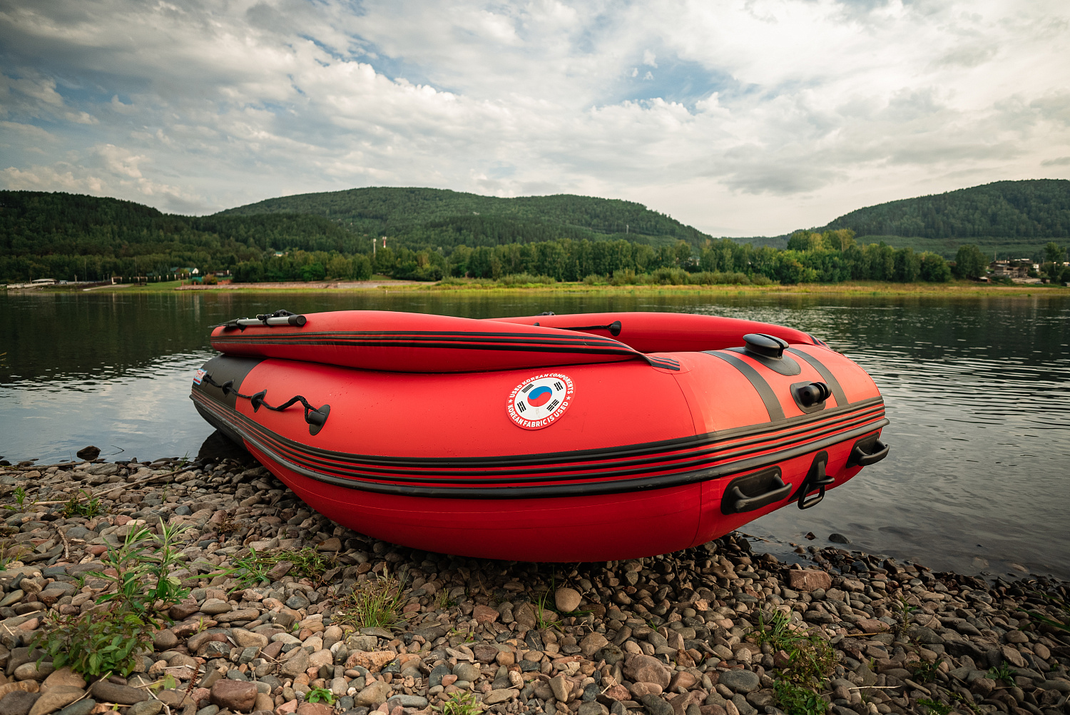 Лодка MISHIMO RIVER FJET PRO 410  под водомет в Сызрани