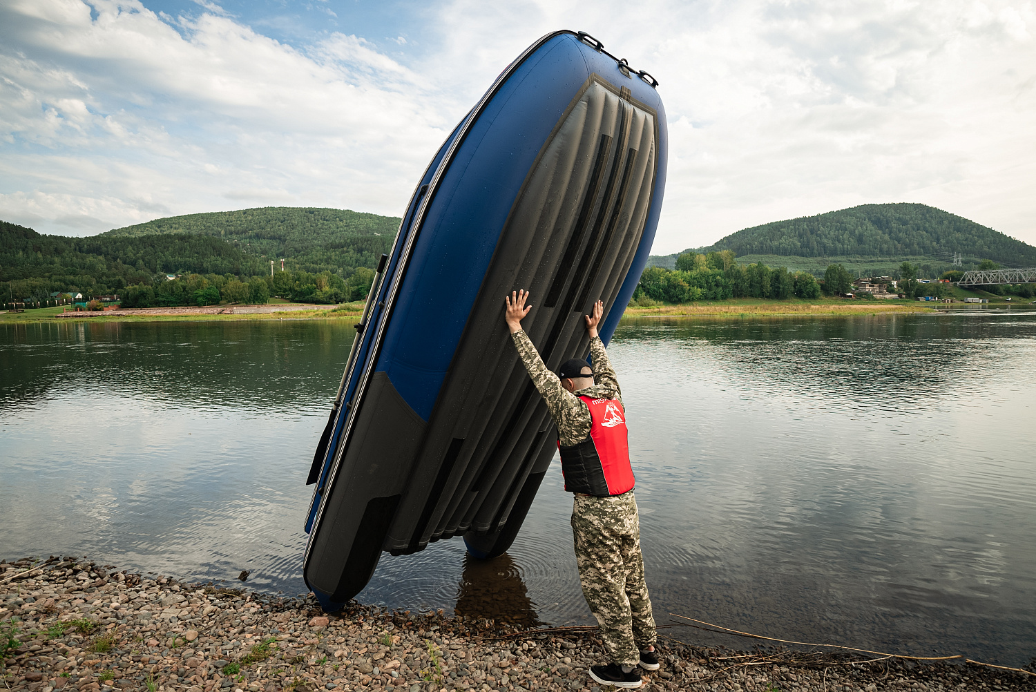 Лодка MISHIMO RIVER FJET PRO 410  под водомет в Сызрани