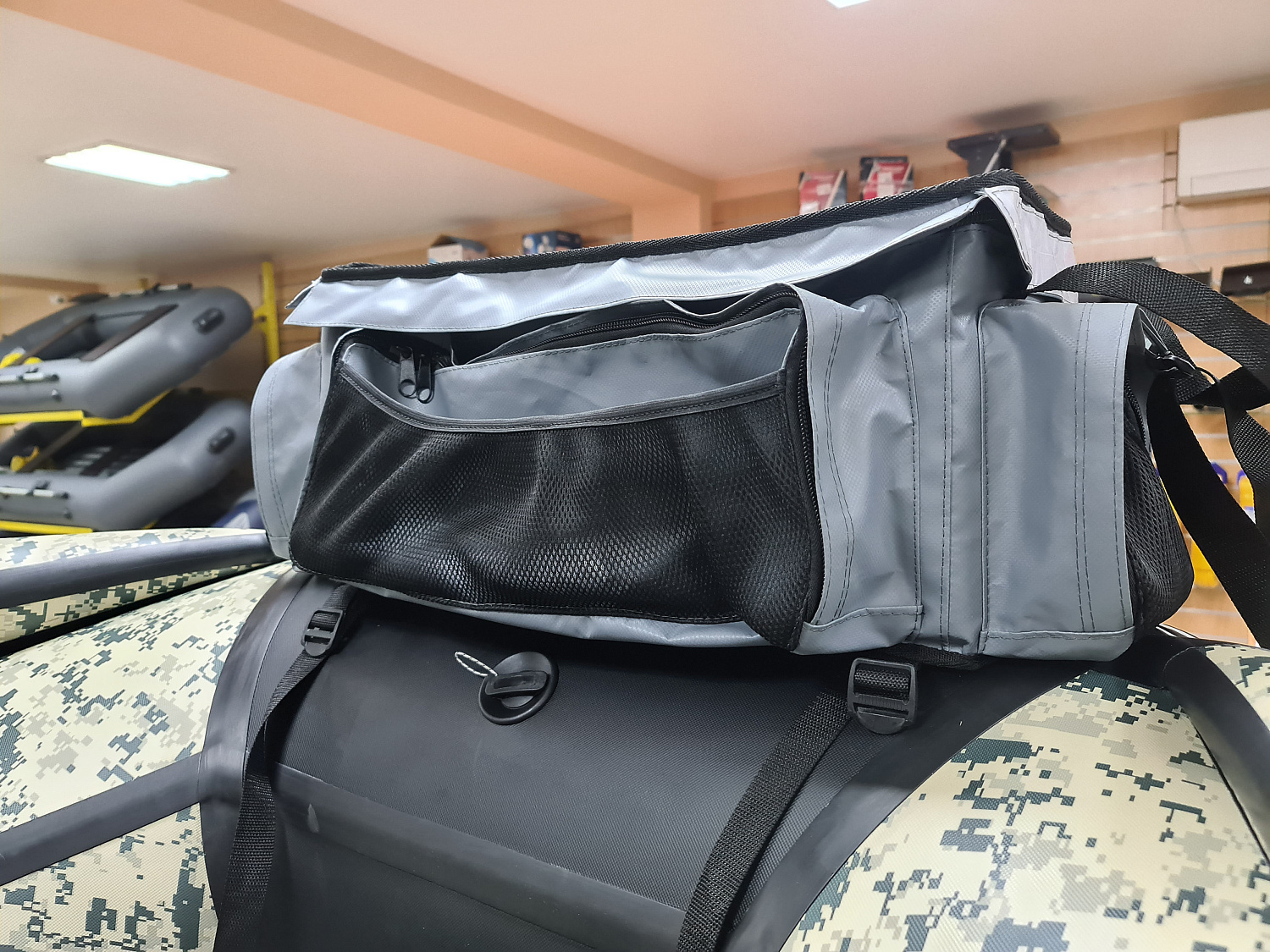 СУМКА ЛЮКС НА БАЛЛОН ДЛЯ ЛОДОК ПВХ 50Х25Х25 СМ в Сызрани